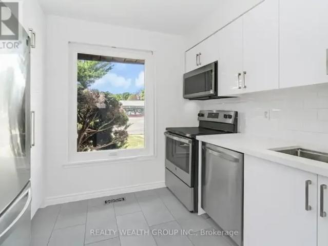 Townhouse for rent in Richmond Hill