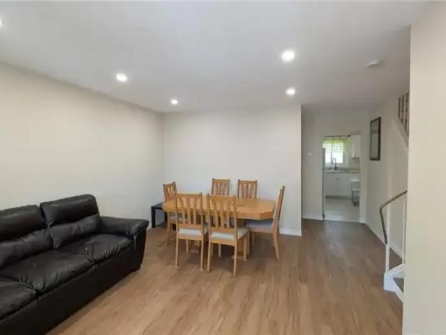 Townhouse for rent in Waterloo, Ontario