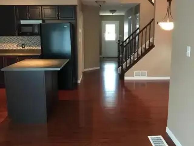 Townhouse for rent in Waterloo, Ontario
