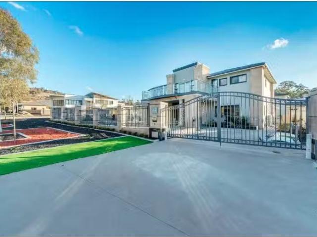 House for rent in O'Malley, District of Woden Valley