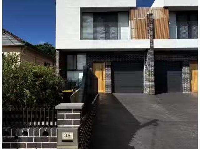 Condo for rent in Sydney, New South Wales