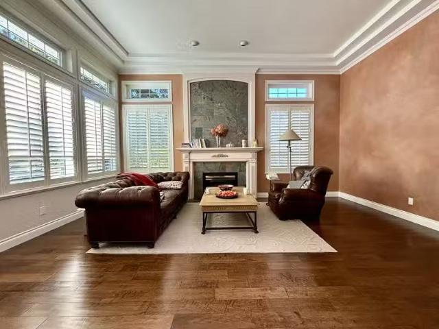 Condo for rent in Surrey, British Columbia