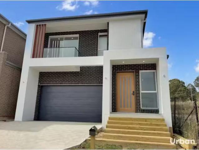 House for rent in Oakville, Sydney