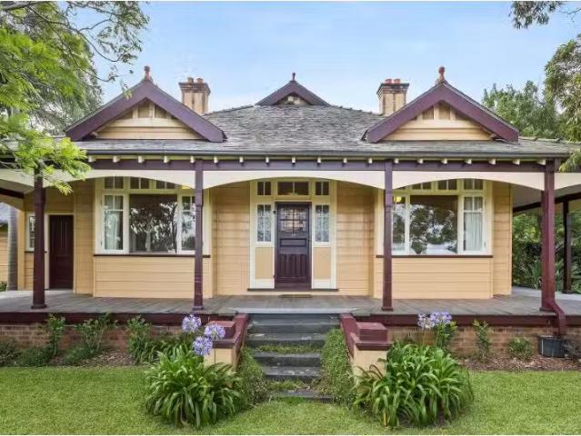 House for rent in Wollongong West, New South Wales