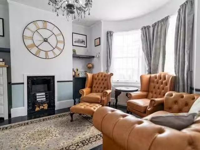 Apartment for rent in East Cliff, Acol