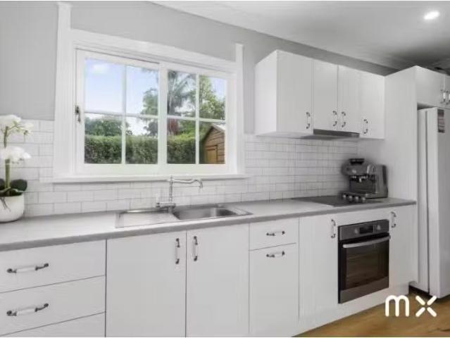 House for rent in Wollongong West, New South Wales