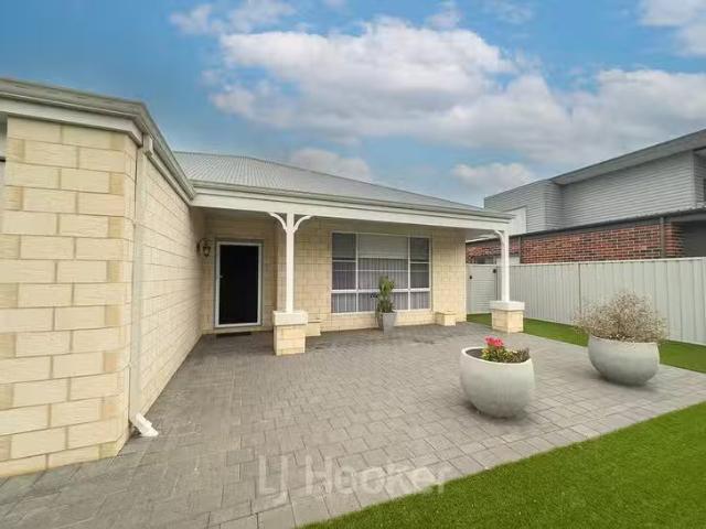 House for rent in Dalyellup, Western Australia