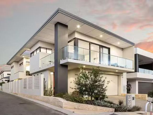 House for rent in North Coogee, Western Australia