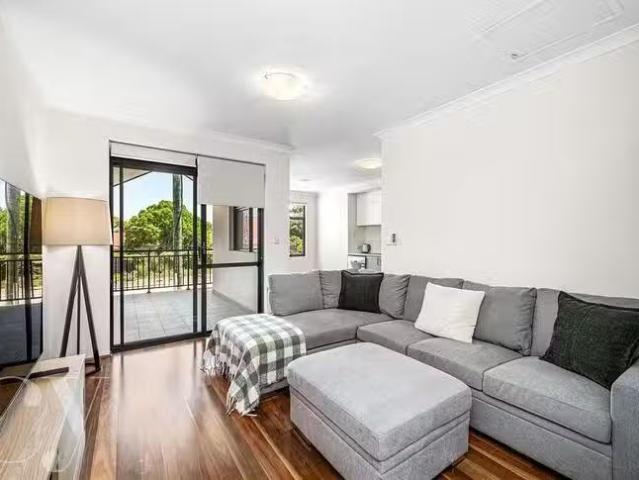 Apartment for rent in Maylands, Western Australia