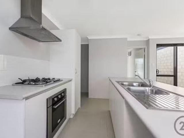 Apartment for rent in Parklands, Western Australia