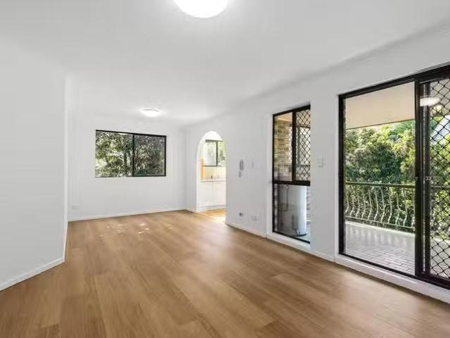 Apartment for rent in Toombul, Queensland