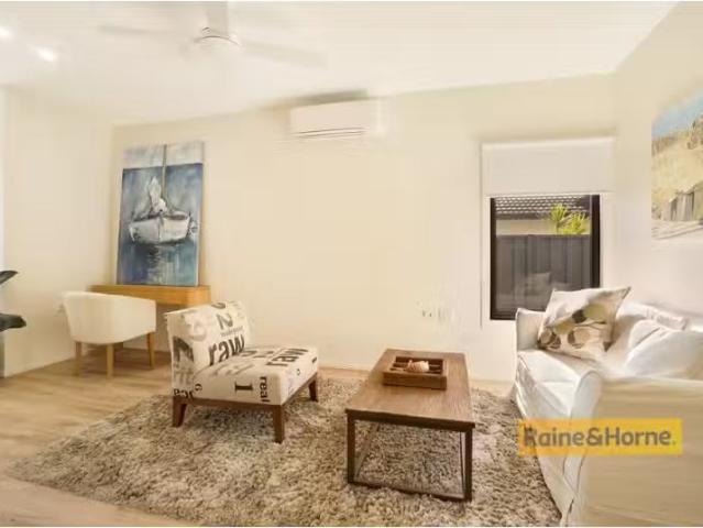 Condo for rent in Umina Beach, New South Wales