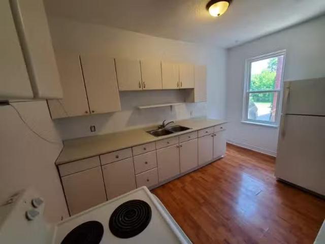 Condo for rent in Mulhurst Bay, Ontario