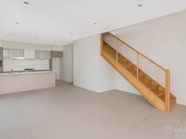 Condo for rent in Toombul, Queensland