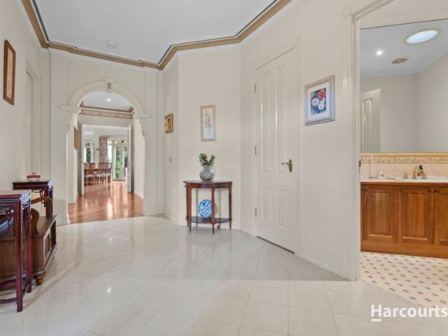 House for sale in Ashwood, Melbourne