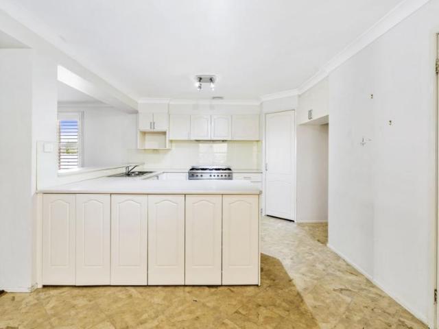 House for rent in Glen Alpine, Sydney