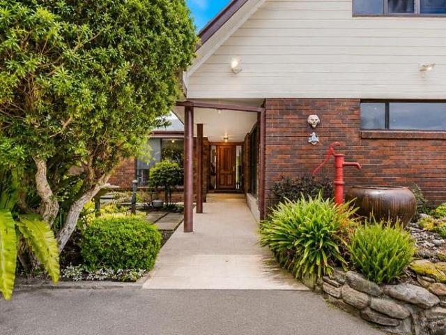 House for sale in Glenorie, The Council of the Shire of Hornsby