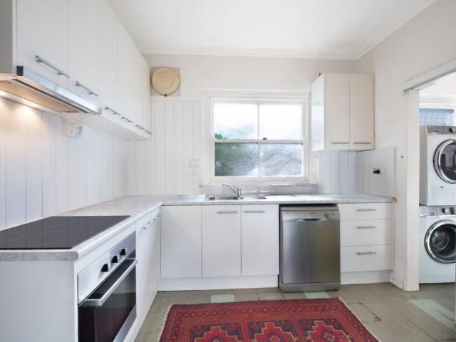 House for rent in Lower North Shore, Sydney