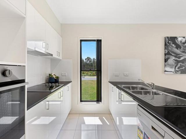 House for sale in Hillcrest, Greater Brisbane