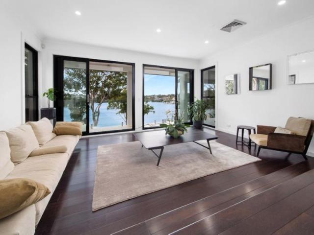 House for rent in Illawong, Sutherland Shire Council