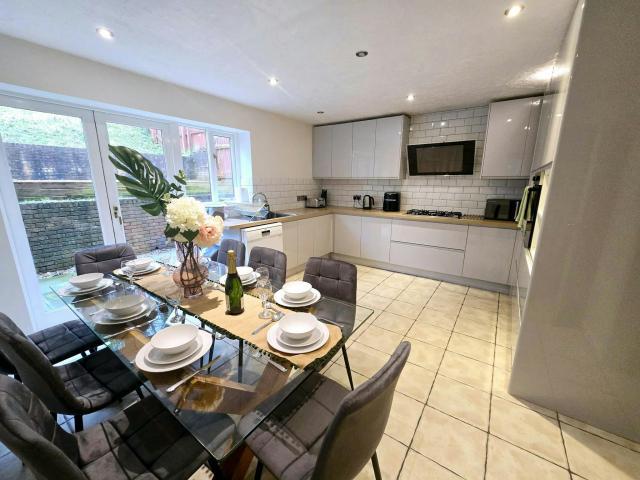 House for rent in Lawrence Hill, Wales