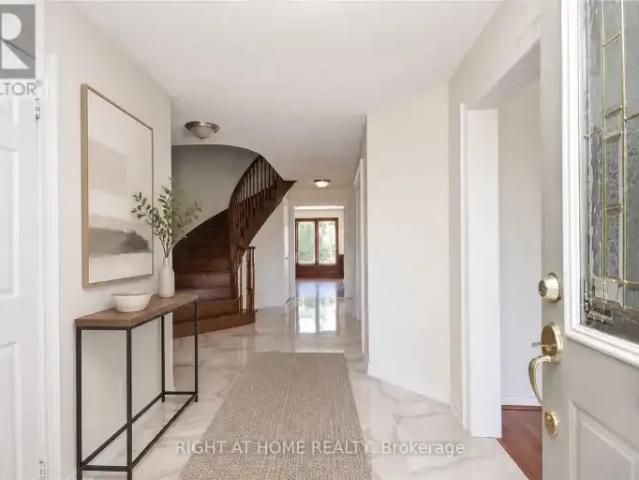 House for rent in Oakville, Ontario