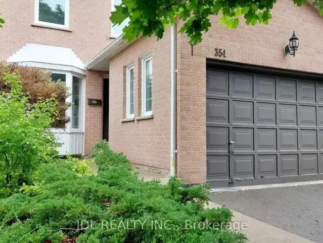 House for rent in Oakville