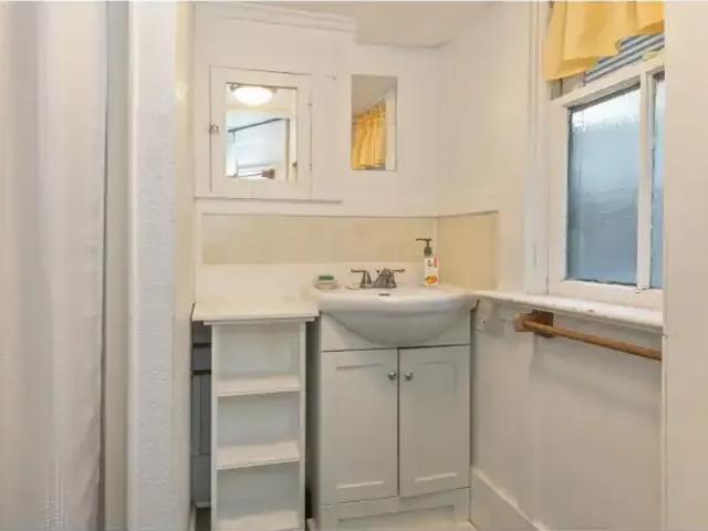House for rent in Surrey, British Columbia