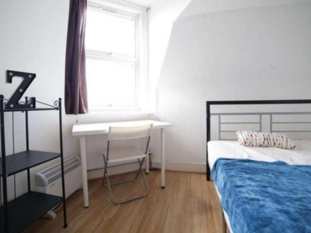 Room for rent in Greater London