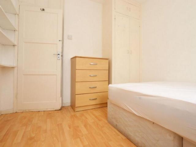 Room for rent in Bromley-by-Bow, Bow