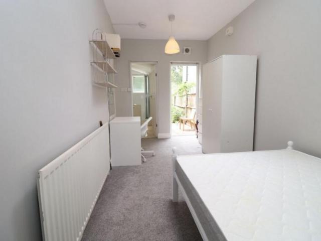 Room for rent in Herne Hill, Greater London