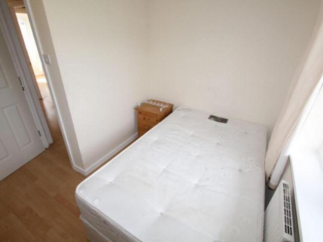 Room for rent in Virginia Quay, Blackwall