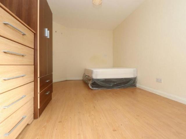 Room for rent in Maryland, Greater London