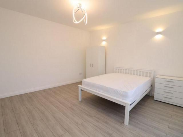 Room for rent in Streatham Hill, Greater London