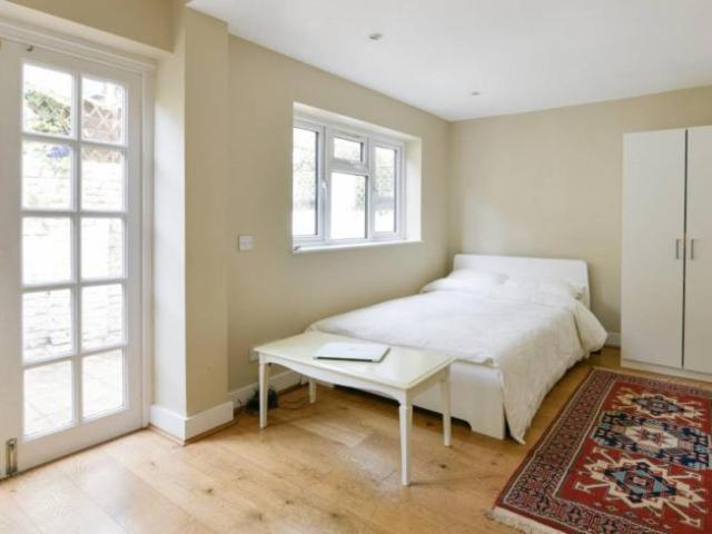 Room for rent in Fulham, Greater London