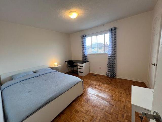 Room for rent in York, Ontario