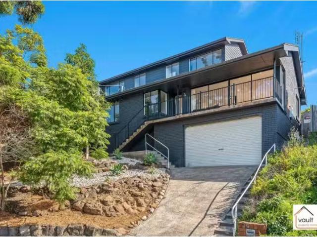 House for rent in Coniston, Wollongong City Council