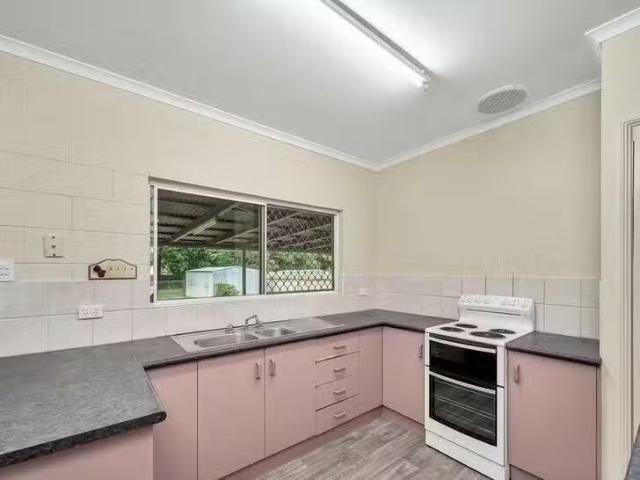 House for rent in Mount Sheridan, Queensland