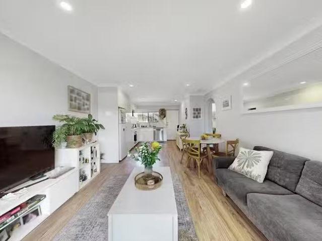 Apartment for rent in Toombul, Queensland