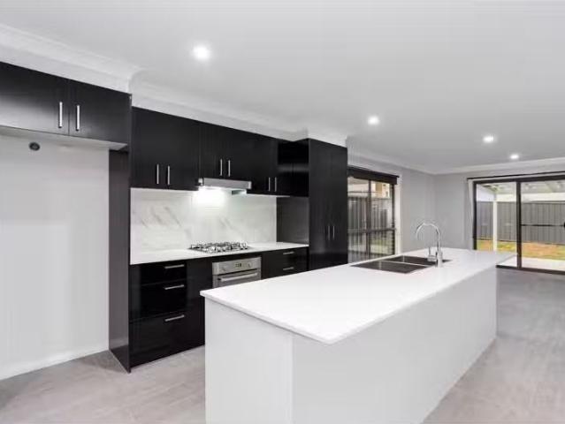 Condo for rent in Brisbane Grove, New South Wales
