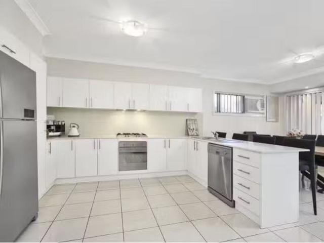 Condo for rent in Sydney, New South Wales