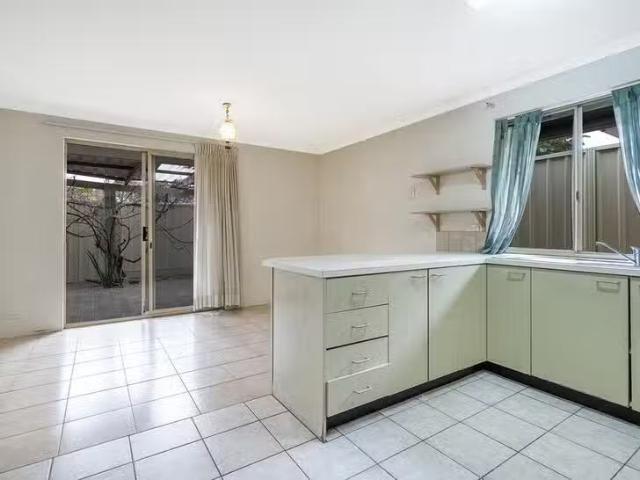House for rent in Kingsley, Western Australia