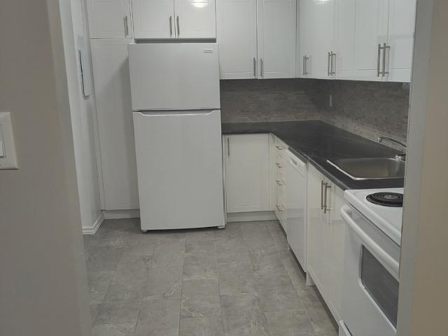Apartment for rent in Burlington, Ontario
