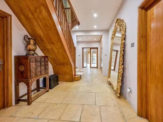 House for rent in Red Hill, Surrey