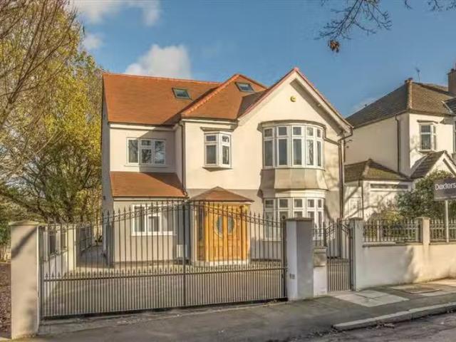 House for rent in London Borough of Lewisham, Greater London