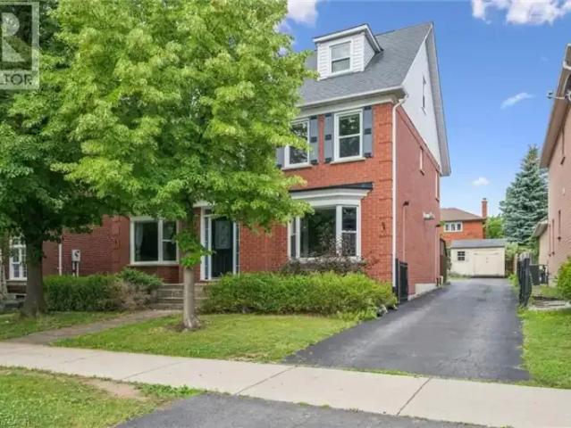 House for rent in Oakville, Ontario