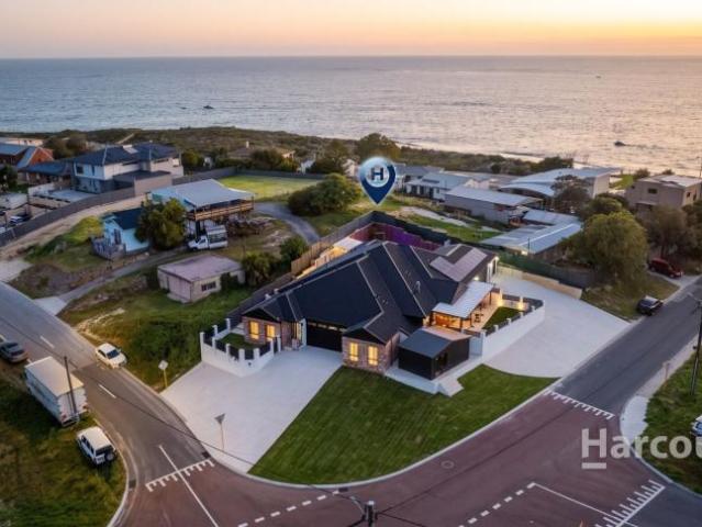 House for sale in Quinns Rocks, City of Wanneroo