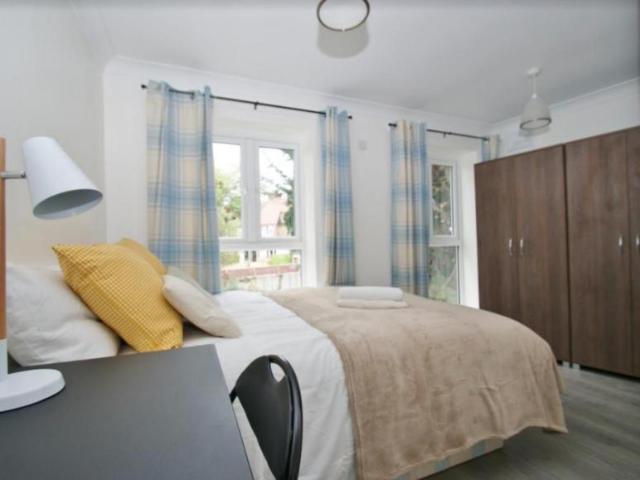 Room for rent in London Borough of Ealing, Greater London