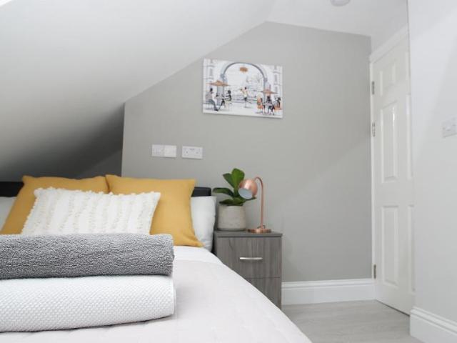 Room for rent in London Borough of Ealing, Greater London
