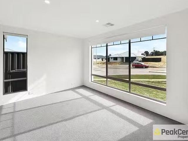 House for rent in Parklands, Western Australia